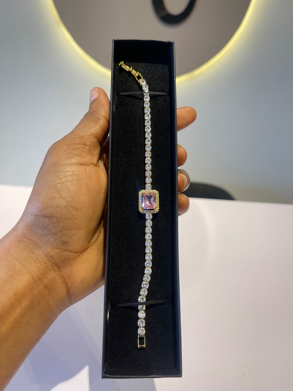 Tennis bracelet